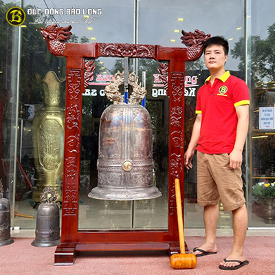 Chuông Đồng 100kg Đúc Thủ Công Treo Giá Gỗ Lim
