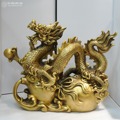 Tượng Rồng Cầm Ngọc Cưỡi Hồ Lô Bằng Đồng Cao 42Cm