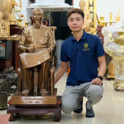 Tượng Đồng Bác Hồ Ngồi Ghế Mây Cao 97Cm