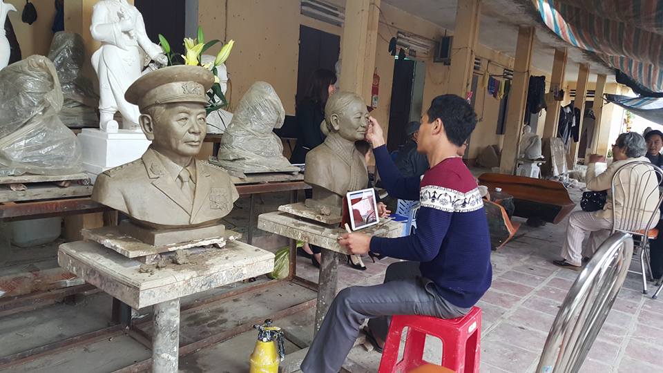 đúc tượng chân dung bằng đồng